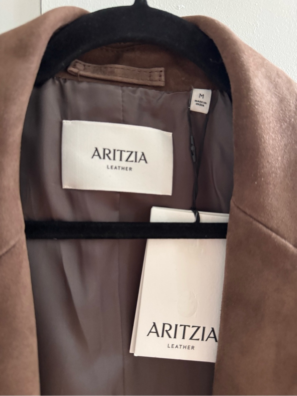 Aritzia Women’s Brown Suede Blazer - Picture 2 of 8